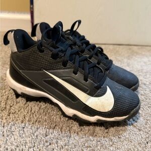 Nike Kids Black and White Cleats
